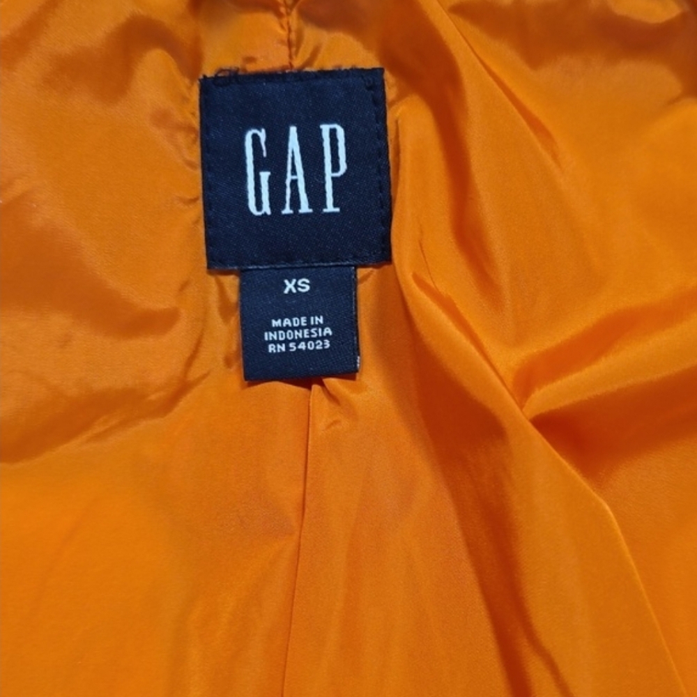 Gap Puffer Jacket - image 6